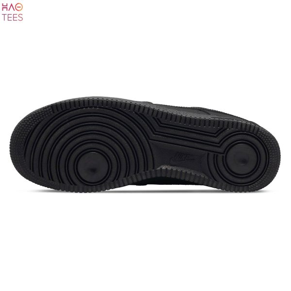 TRENDING Nike Air Force 1 07 Triple Black