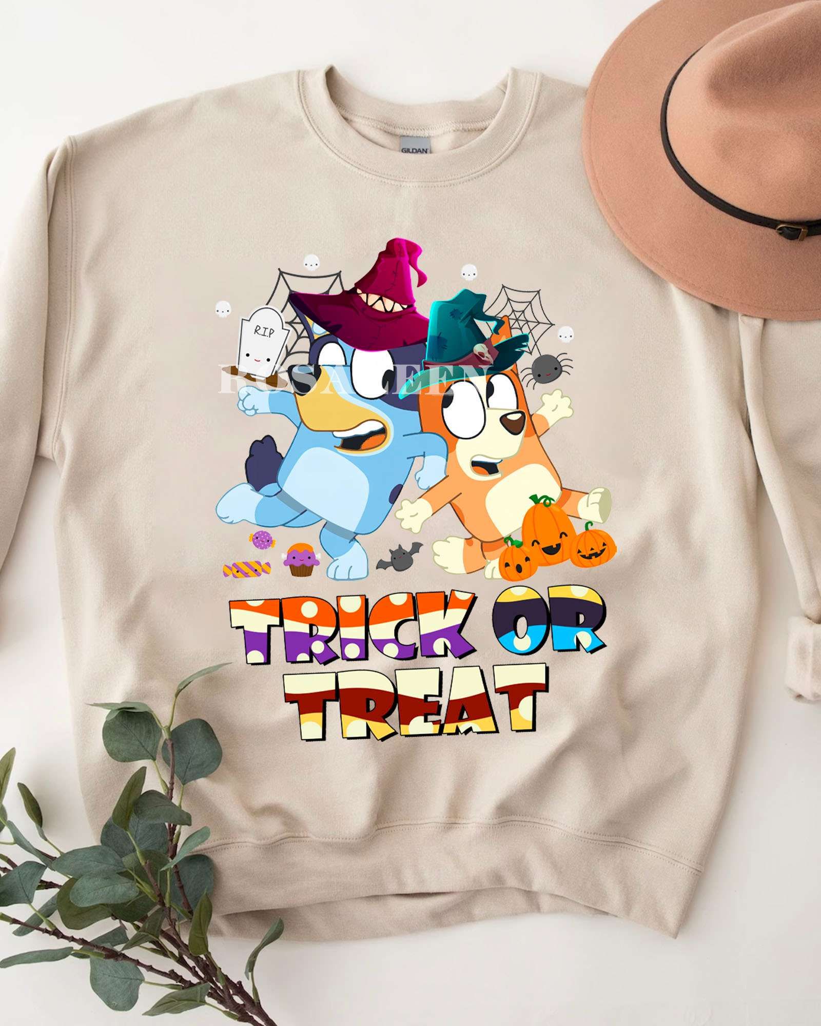 PREMIUM Bluey Trick r Treat Halloween Sweatshirt, T-Shirt