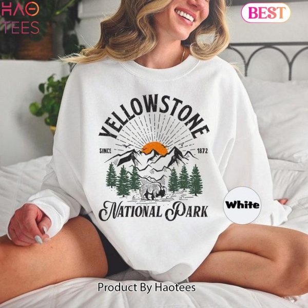 Yellowstone Sweatshirt, Yellowstone National Park Hoodie, Traveler Family Outfit, Hiking Clothings, Family Road Trip Hoodie, Camping Gifts Men Women Unisex