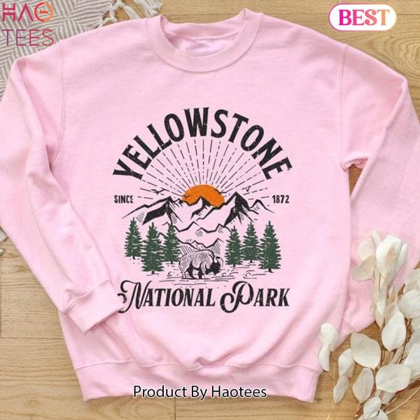 Yellowstone Sweatshirt, Yellowstone National Park Hoodie, Traveler Family Outfit, Hiking Clothings, Family Road Trip Hoodie, Camping Gifts Men Women Unisex