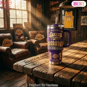 Los Angeles Lakers “YES, I’M OLD BUT I SAW Greatness” 17x NBA Champions Handled Tumbler