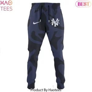 Kaws X New York Yankees Limited Edition Camo Zip Hoodie