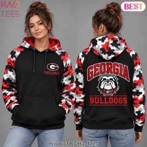 Georgia Bulldogs NCAA Red and Black Camo Graphic Pullover Hoodie